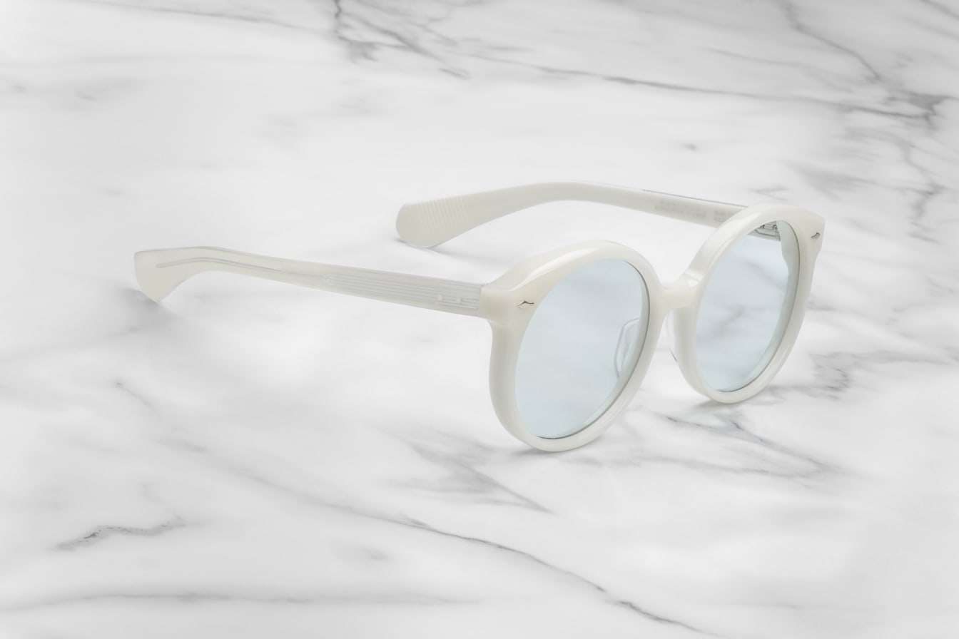 Three quarters view of the Factory sunglasses by Jacques Marie Mage in the Mykonos colorway.