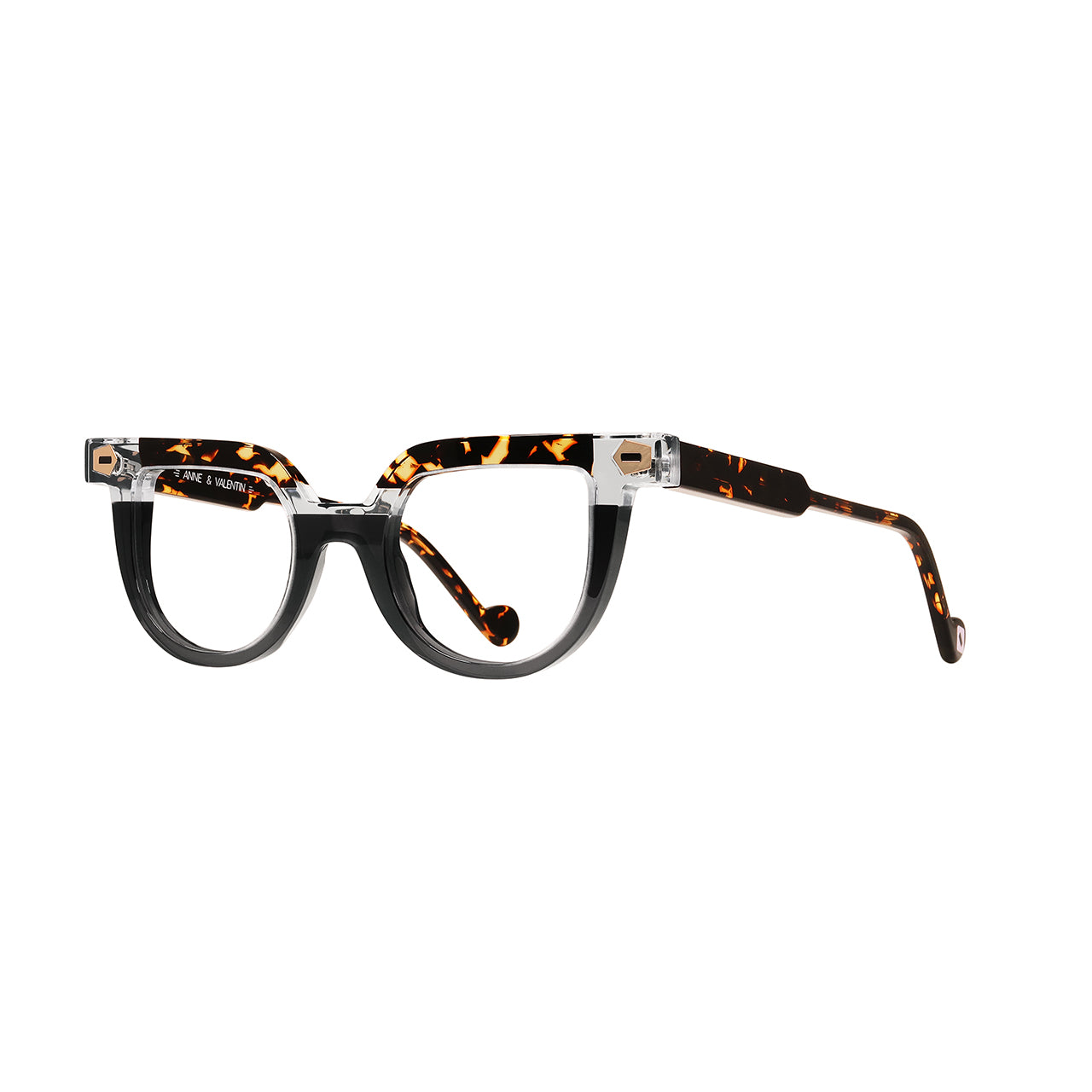 TRASLADO por Anne & Valentin