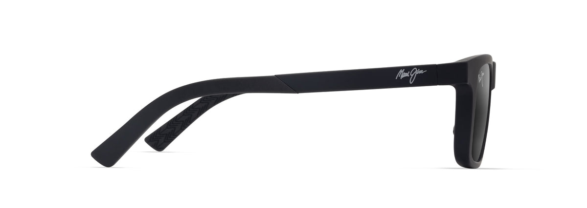 Maui Jim Moaka sunglasses in Matte Black, side view