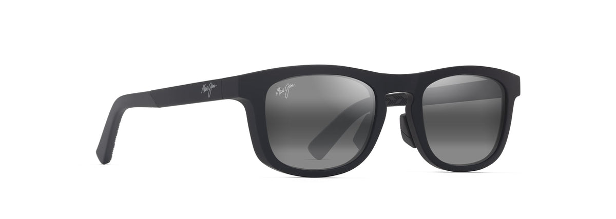 Maui Jim Aliali sunglasses in Matte Black, angled view