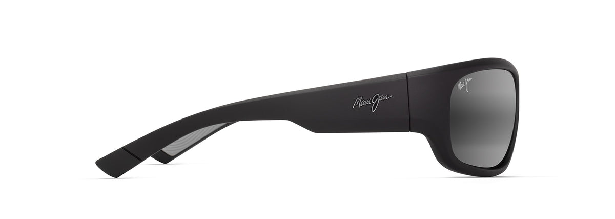 Maui Jim Maukele sunglasses in Matte Black, side view