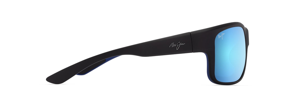 Maui Jim Southern Cross sunglasses in Matte Black, side view