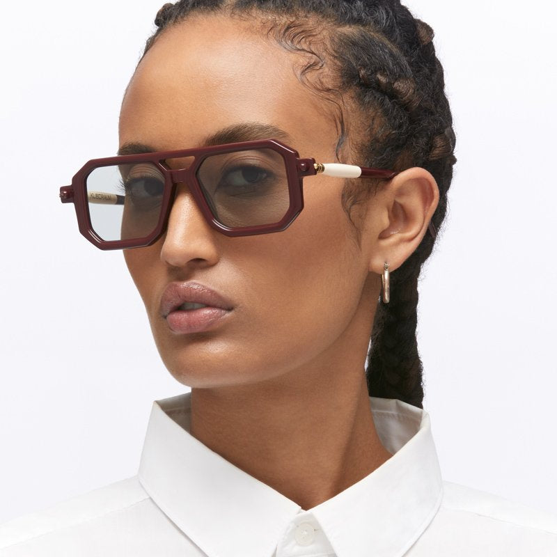 Kuboraum P8 Sunglasses Mask Dark Red Ivory DR grey1 Model