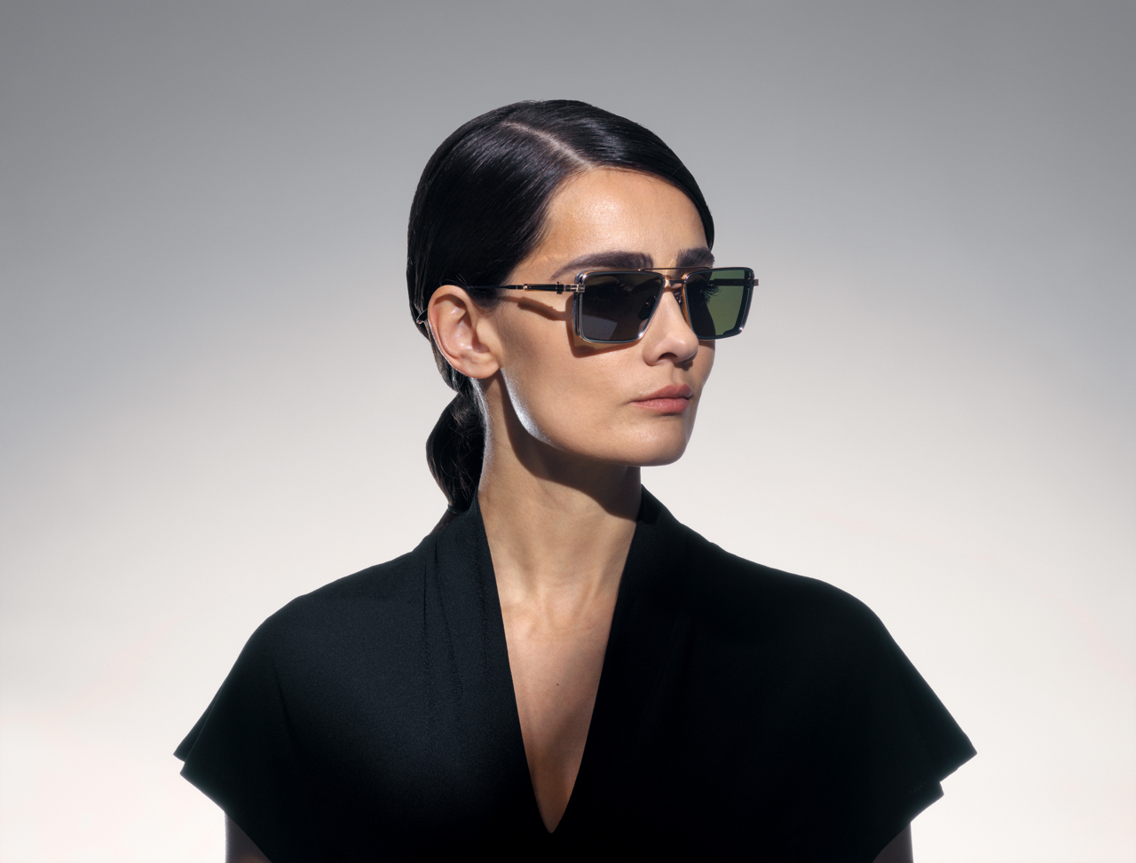 Akoni Women's Sunglasses