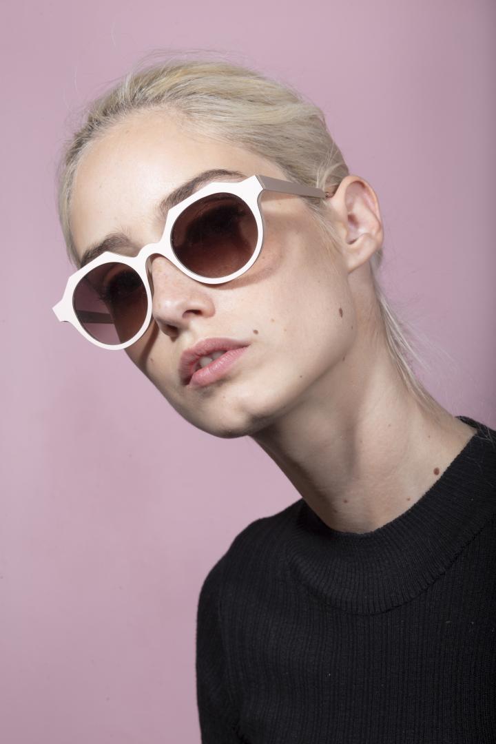 Nina Mur Elena Sunglasses Pale Pink Wooden Eyewear Model